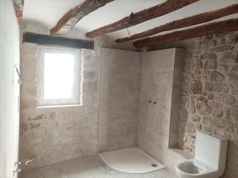 Xalet en pedra de taller